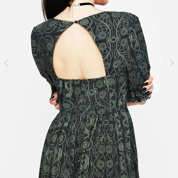 Elegant Green Patterned Dress - Picture 8 of 9